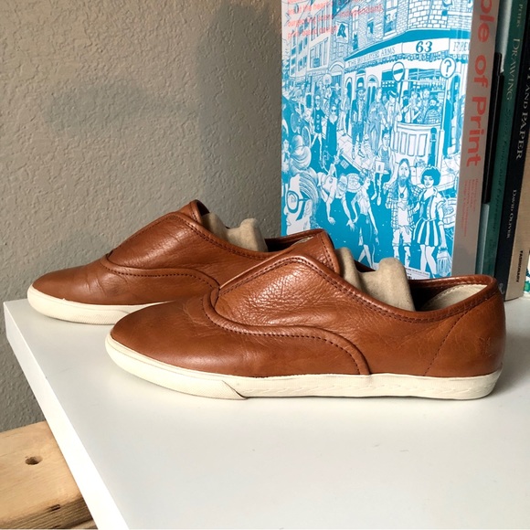 Frye Leather Slip On Shoes - Picture 5 of 8